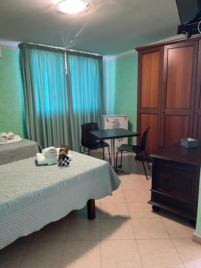 אוסטיה אנטיקה La Villa Del Patrizio מראה חיצוני תמונה